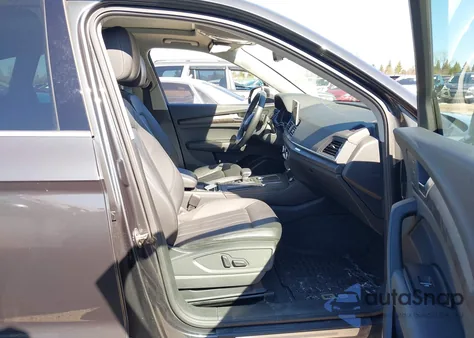 2020 Audi Q5 Premium Plus 45 Tfsi Quattro S Tronic z USA, uszkodzony, nr VIN WA1BNAFY2L2075914